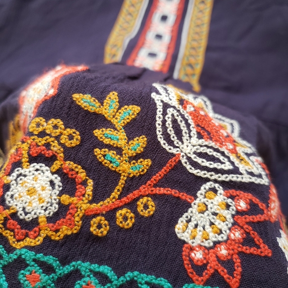 Alya 💜 Boho Top Tunic Embroidered Floral Contrast - Picture 2 of 8